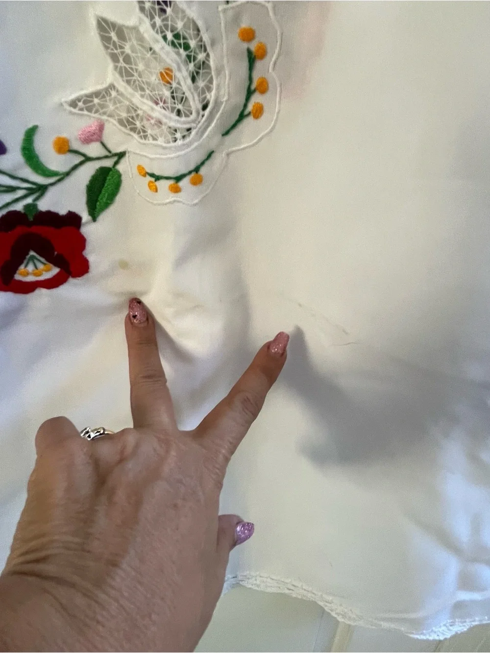 Vintage Hand Embroidered Kalocsa Floral Tablecloth Lace Trim White 88 X 44